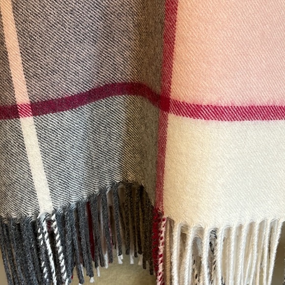 Alicia Adams 100% baby alpaca blanket - Picture 4 of 7